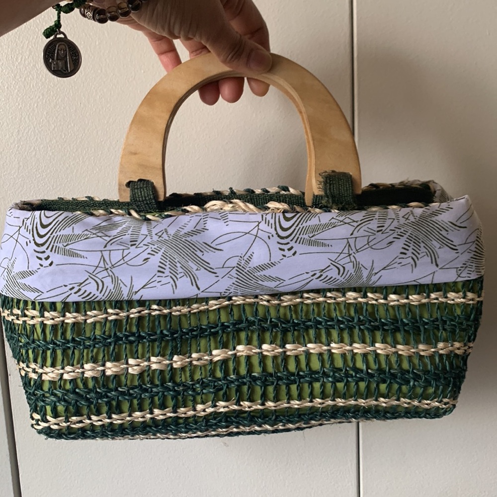 Straw Handbag - Picture 2 of 3